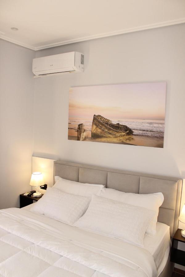 Bebi Hotel And Apartments Sarande Exterior photo