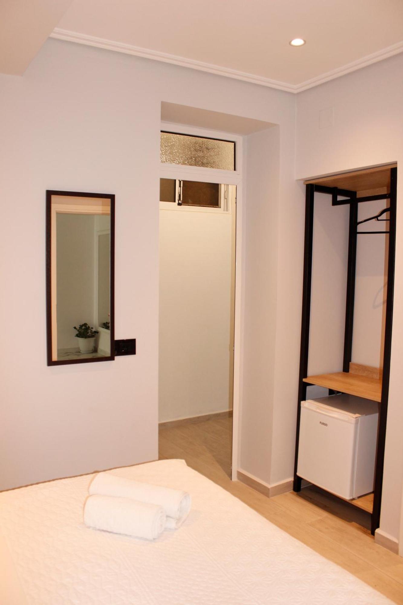 Bebi Hotel And Apartments Sarande Exterior photo